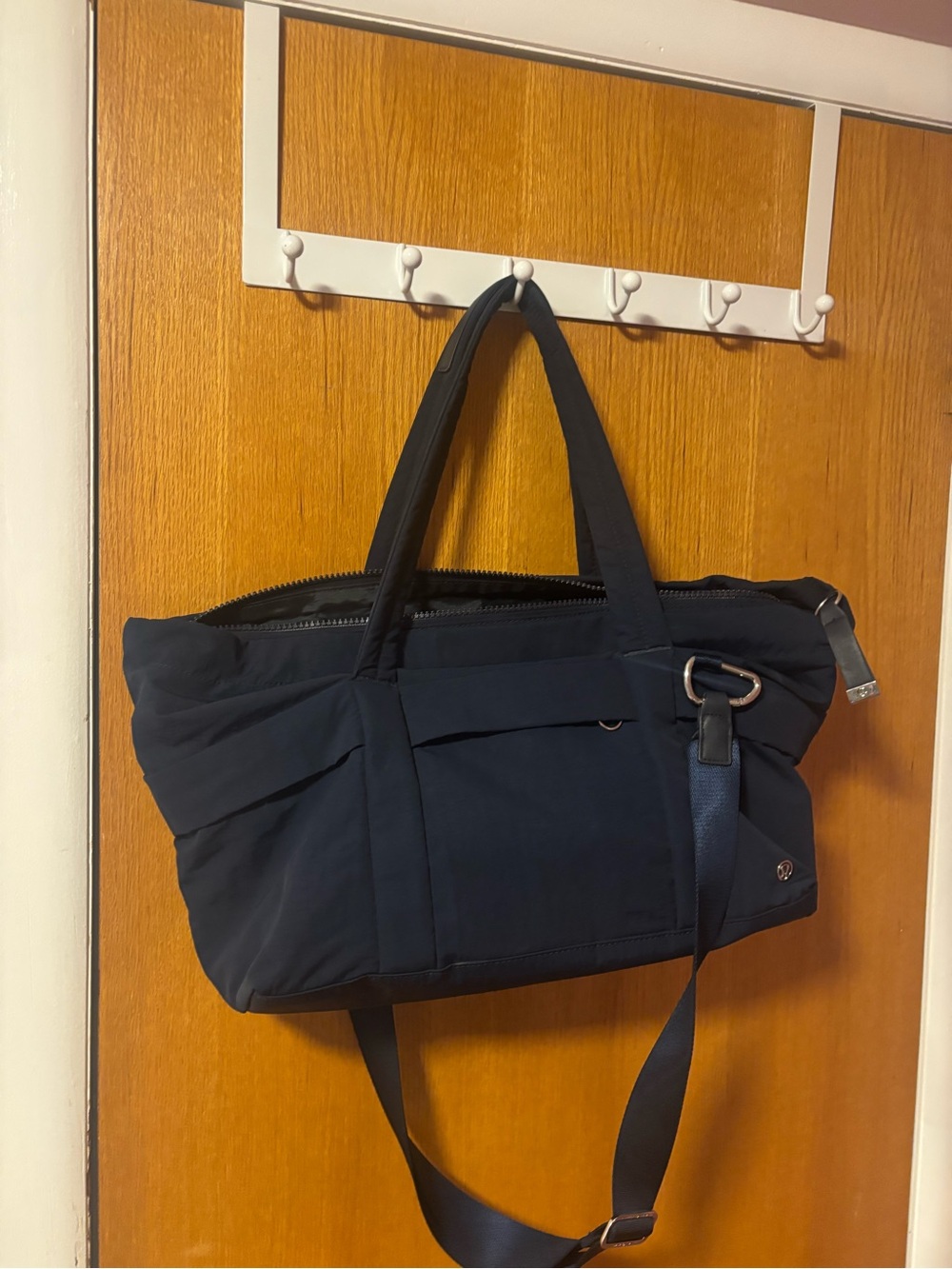Lululemon City Essentials Bag